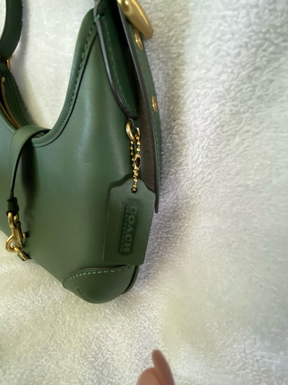 Coach - The Originals Hamptons 2005 Glovetanned Hobo Shoulder Bag- - Picture 7 of 8